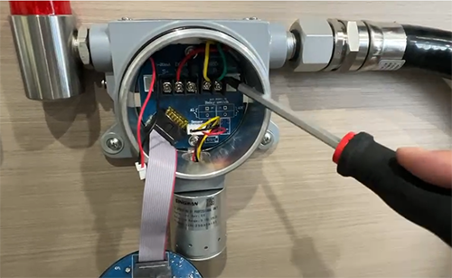 气体检测仪4-20mA接线方法