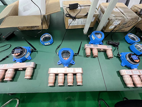 GPRS北斗定位四合一气体检测仪 GPRS北斗定位四合一气体检测仪