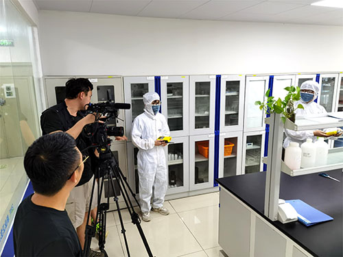 便携式泵吸六合一SO2气体检测仪